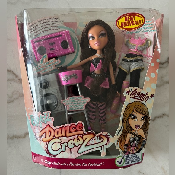 Beats Dance Crewz Yasmin - Picture 1 of 2